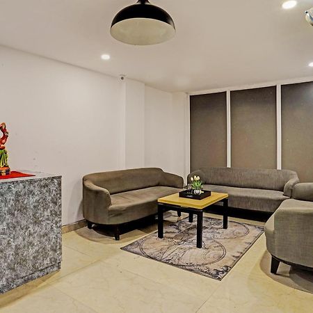 Super Townhouse Sector 57 Near Bestech Central Square Mall Ґурґаон Екстер'єр фото