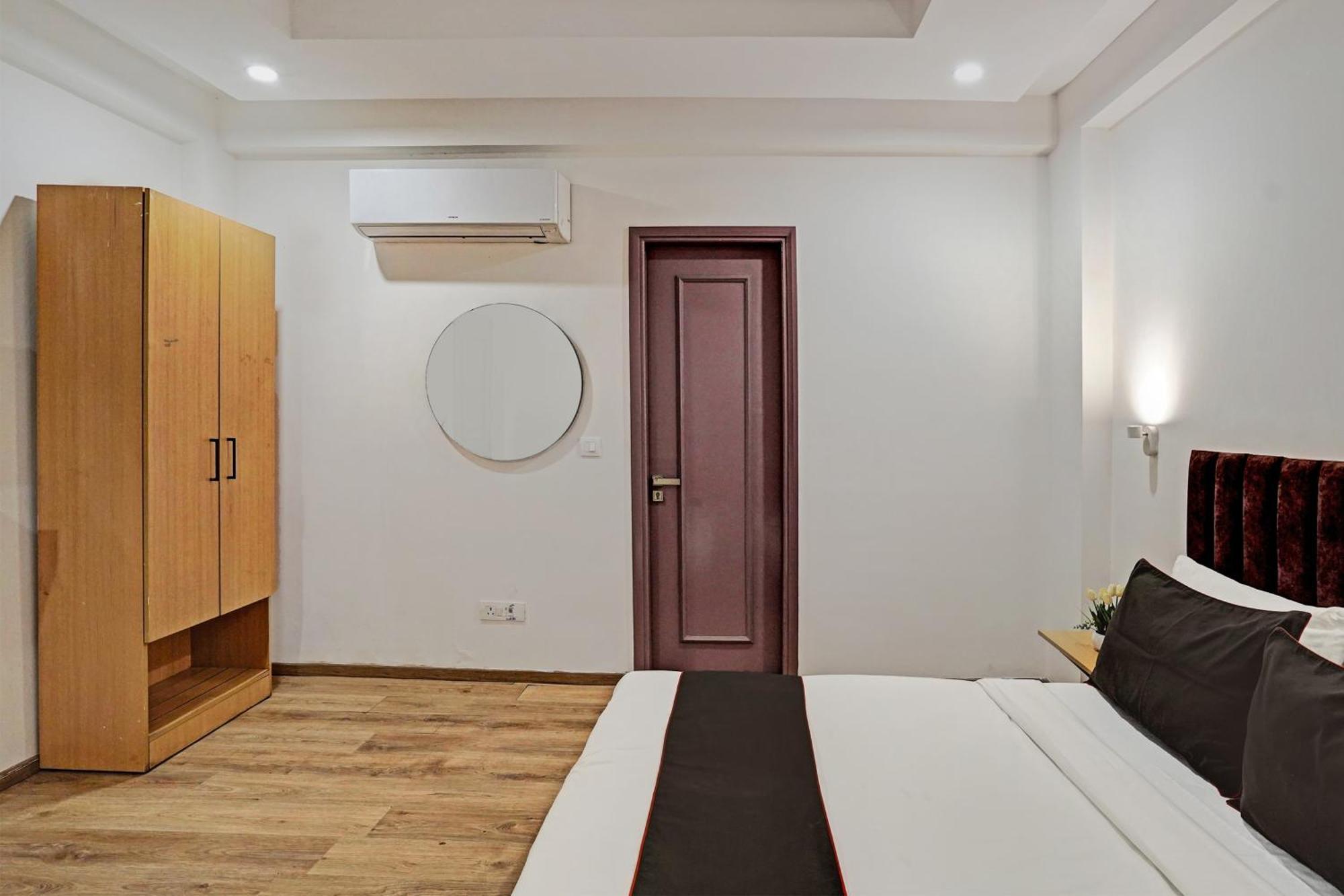 Super Townhouse Sector 57 Near Bestech Central Square Mall Ґурґаон Екстер'єр фото